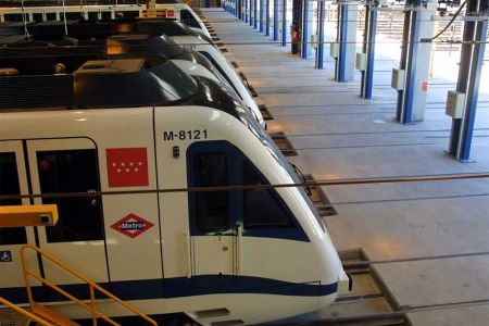 Metro de Madrid ya prepara una nueva licitación para que vuelvan los perros de seguridad