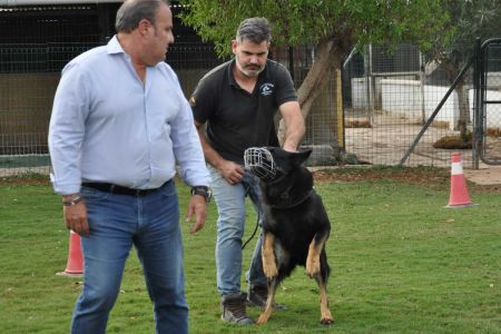 Manuel Rodríguez de SchoolCanin: “Cuesta más trabajo preparar a los guías que a los perros”
